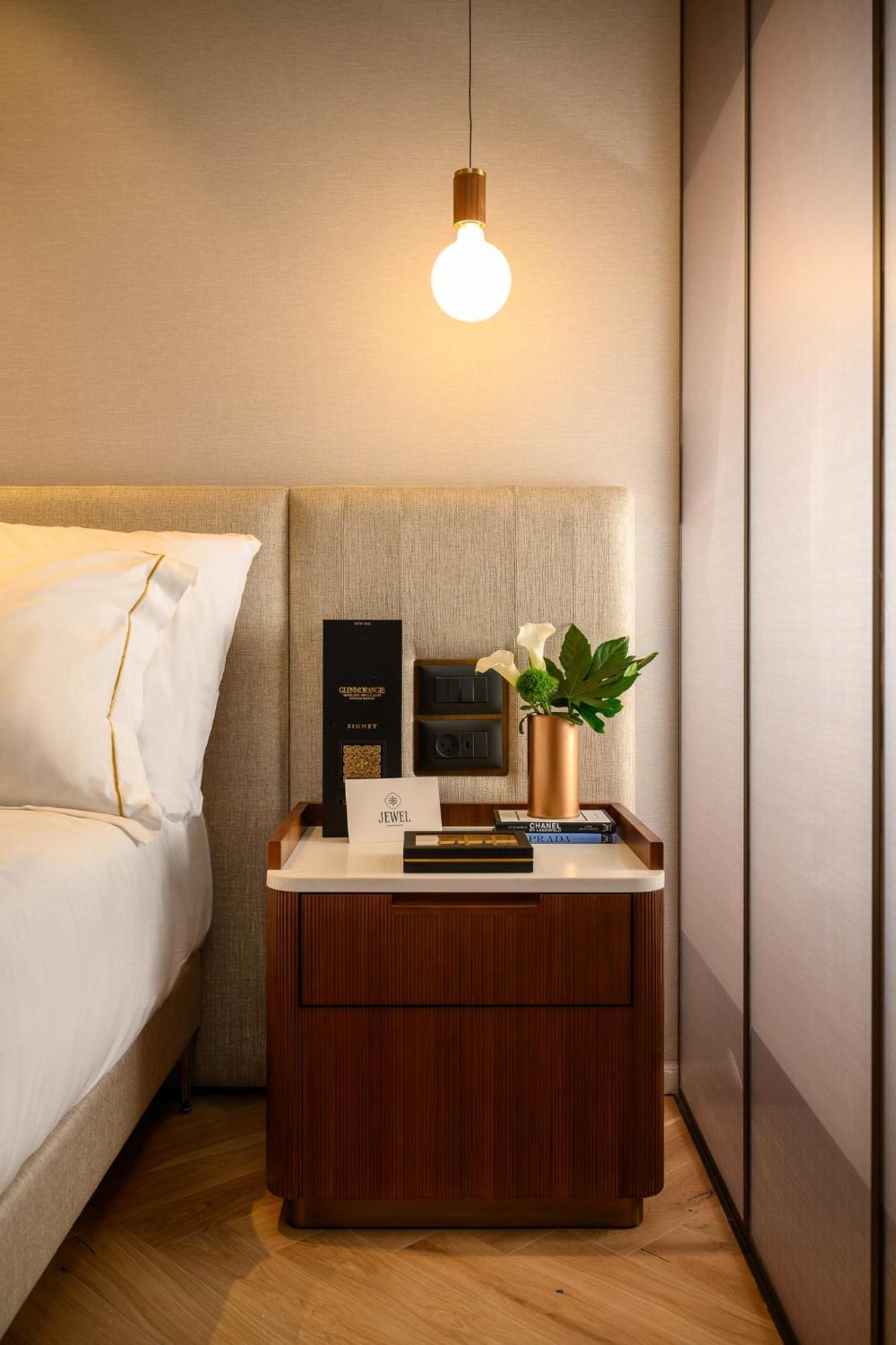 Jewel Tlv Hotel Tel Aviv Buitenkant foto